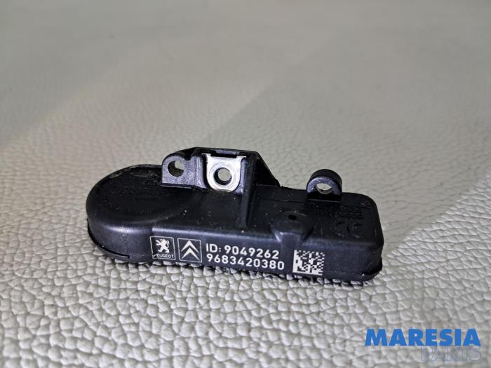 Begagnade Däcktryckssensor Peugeot 3008 I (0U/HU) 1.6 16V THP 150 Pris € 20,00 Marginaltabell erbjuds av Maresia Parts