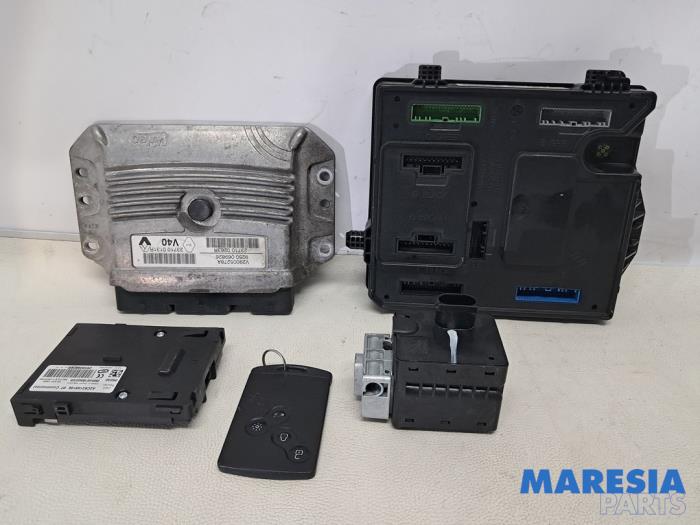 Used Engine management computer Renault Scénic III (JZ) 1.6 16V Price € 262,50 Margin scheme offered by Maresia Parts