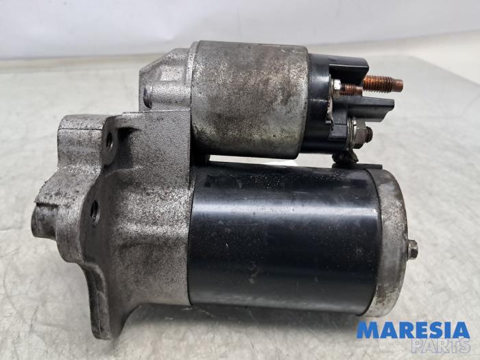 Begagnade Startmotor Renault Scénic III (JZ) 1.6 16V Pris € 50,00 Marginaltabell erbjuds av Maresia Parts