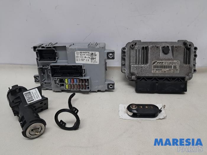 Used Engine management computer Fiat 500C (312) 1.4 16V Price € 299,99 Margin scheme offered by Maresia Parts