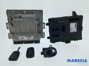 Engine management computer from a Renault Megane IV (RFBB) 1.2 Energy TCE 130 2016