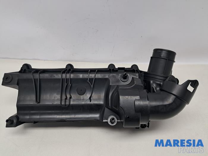 Begagnade Luftfilterhus Peugeot 3008 I (0U/HU) 1.6 16V THP 150 Pris € 35,00 Marginaltabell erbjuds av Maresia Parts