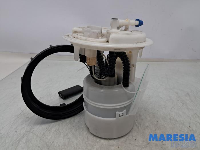 Usagé Pompe d'injection Peugeot 3008 I (0U/HU) 1.6 16V THP 150 Prix € 25,00 Règlement à la marge proposé par Maresia Parts