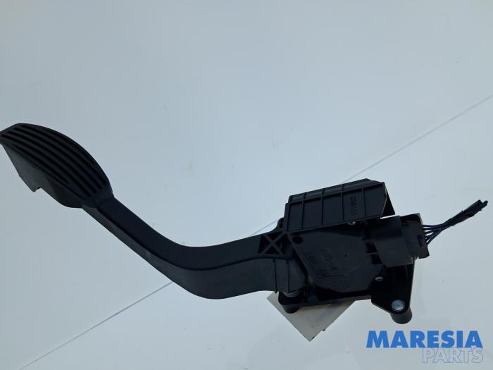 Gebrauchte Gaspedal Fiat 500C (312) 0.9 TwinAir 85 Preis € 24,90 Margenregelung angeboten von Maresia Parts