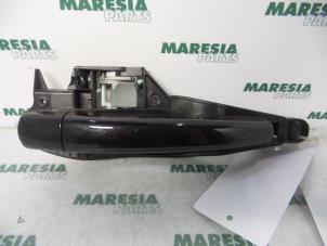 Used Rear door handle 4-door, right Peugeot 207/207+ (WA/WC/WM) 1.6 16V VTRi Price € 25,00 Margin scheme offered by Maresia Parts