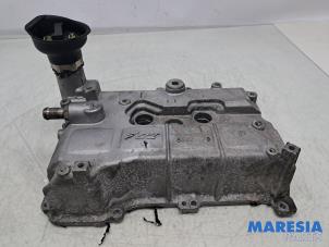Ventildeckel van een Fiat Panda (312) 0.9 TwinAir Turbo 85 2012