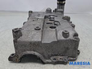 Ventildeckel van een Fiat Panda (312) 0.9 TwinAir Turbo 85 2012