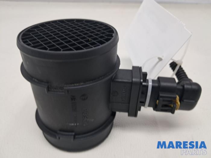Begagnade Luftflödesmätare Opel Combo 1.3 CDTI 16V Pris € 30,25 Inklusive moms erbjuds av Maresia Parts