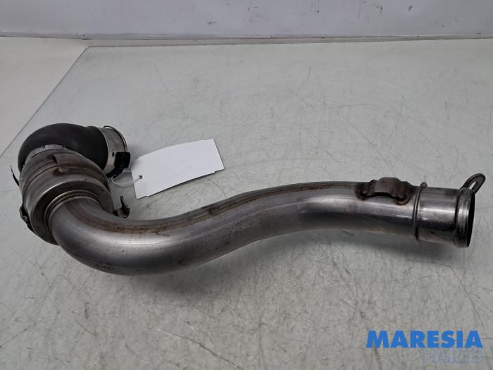 Gebrauchte Intercooler Schlauch Renault Trafic (1FL/2FL/3FL/4FL) 1.6 dCi 145 Twin Turbo Preis € 84,70 Mit Mehrwertsteuer angeboten von Maresia Parts