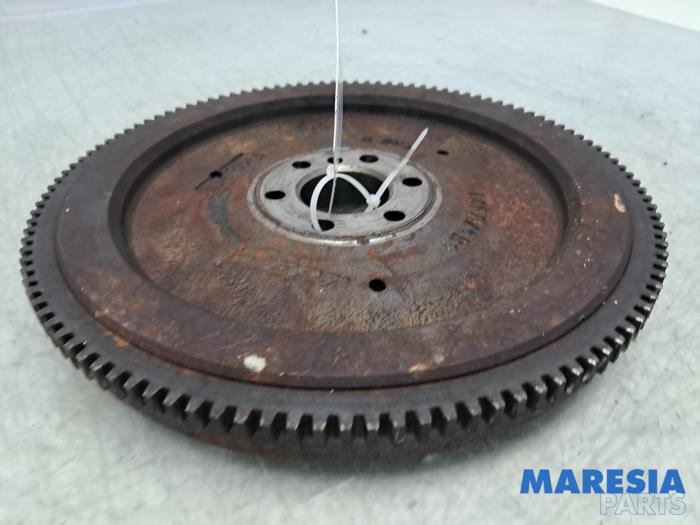 Begagnade Svänghjul Fiat 500 (312) 1.2 Pris € 39,99 Marginaltabell erbjuds av Maresia Parts
