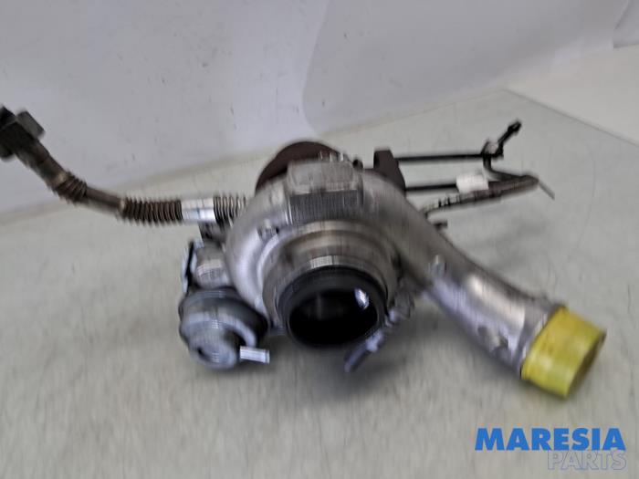 Begagnade Turbo Fiat Ducato (250) 2.3 D 130 Multijet Pris € 410,19 Inklusive moms erbjuds av Maresia Parts