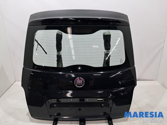 Begagnade Baklucka Fiat 500 (312) 0.9 TwinAir 80 Pris € 149,00 Marginaltabell erbjuds av Maresia Parts