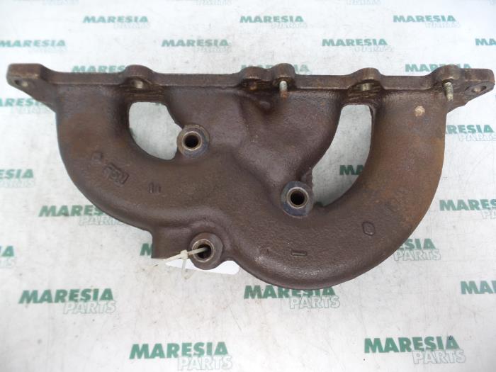 Używane Kolektor wydechowy Renault Espace (JK) 2.0 Turbo 16V Grand Espace Cena € 75,00 Procedura marży oferowane przez Maresia Parts
