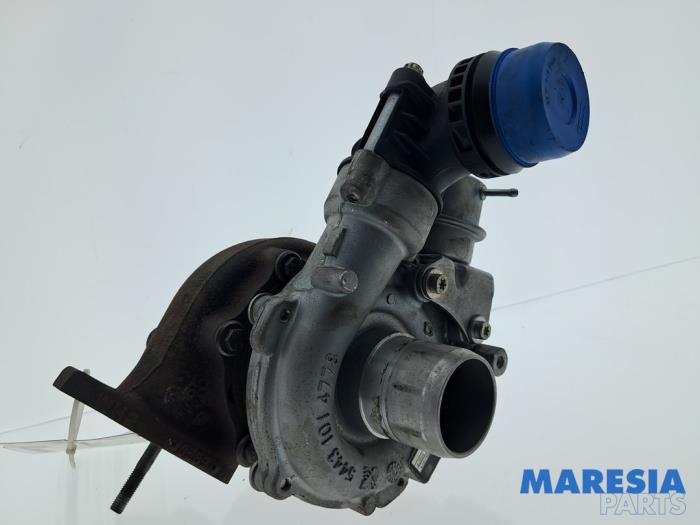 Używane Turbo Nissan NV 300 1.6 dCi 95 Cena € 482,79 Z VAT oferowane przez Maresia Parts