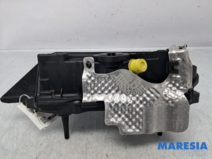 Usagé Ventilation carter Nissan NV 300 1.6 dCi 95 Prix € 48,34 Prix TTC proposé par Maresia Parts