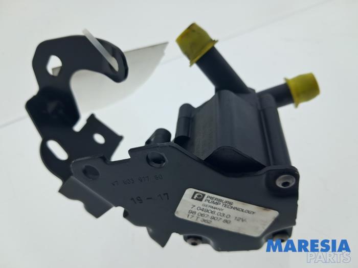 Usagé Pompe à eau Citroen C4 Picasso (UD/UE/UF) 1.6 16V THP 155 Prix € 74,99 Règlement à la marge proposé par Maresia Parts