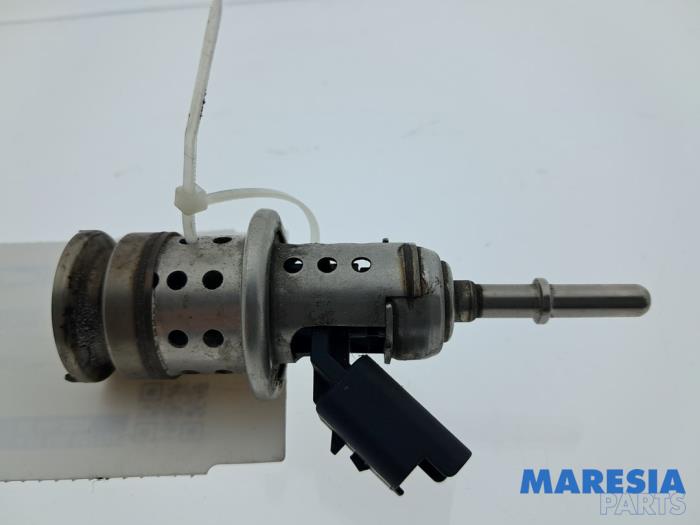Używane Wtryskiwacz AdBlue Peugeot Expert (V1/VA/VB/VE/VF/VT/VY) 2.0 Blue HDi 120 16V Cena € 72,60 Z VAT oferowane przez Maresia Parts
