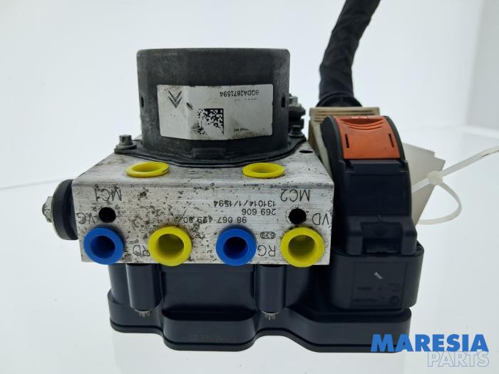 Used ABS pump Peugeot 308 (L3/L8/LB/LH/LP) 1.6 16V THP Price € 178,50 Margin scheme offered by Maresia Parts