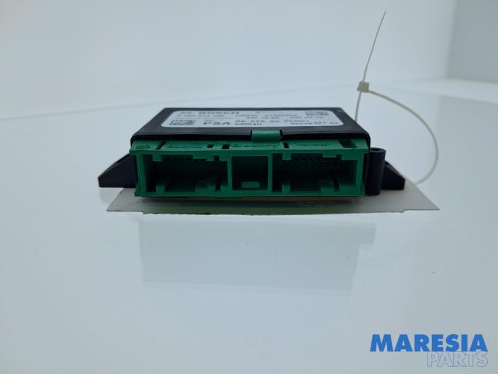 Begagnade PDC-modul Peugeot 2008 (CU) 1.2 12V e-THP PureTech 110 Pris € 34,99 Marginaltabell erbjuds av Maresia Parts
