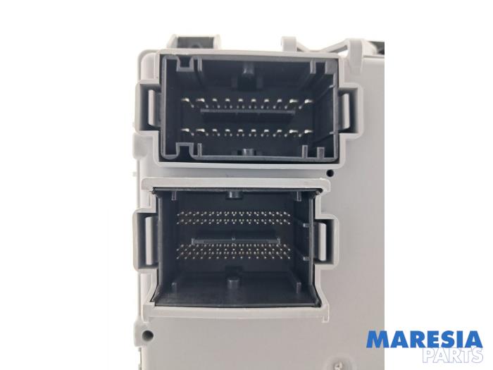 Engine management computer from a Fiat 500 (312) 0.9 TwinAir 80 2016