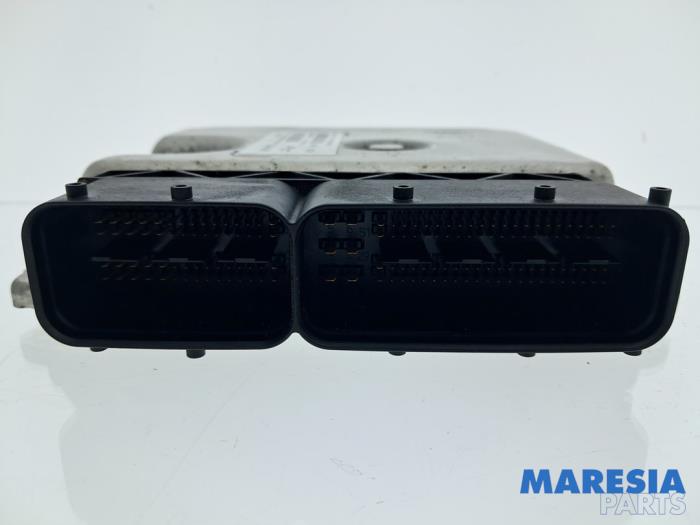Engine management computer from a Fiat 500 (312) 0.9 TwinAir 80 2016