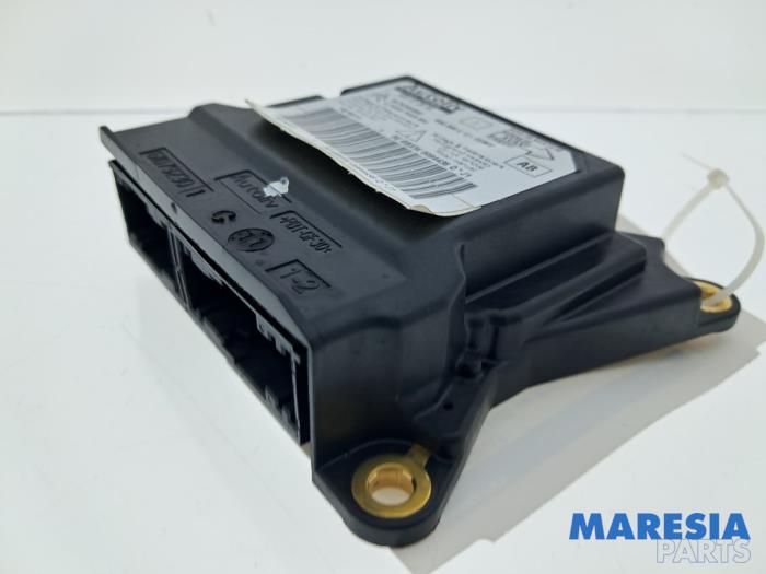 Begagnade Airbagmodul Citroen C4 Picasso (UD/UE/UF) 1.6 16V THP 155 Pris € 100,00 Marginaltabell erbjuds av Maresia Parts