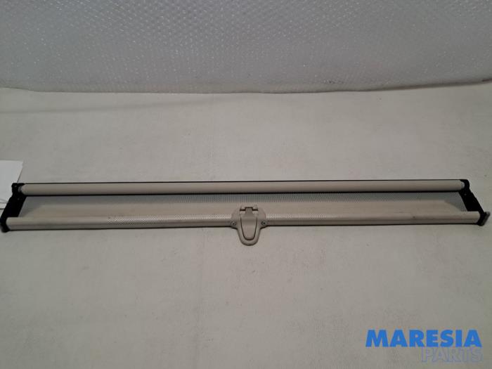 Begagnade Markis Fiat 500 (312) 0.9 TwinAir 80 Pris € 105,00 Marginaltabell erbjuds av Maresia Parts