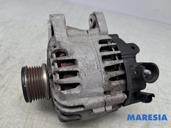 Used Dynamo Peugeot 2008 (CU) 1.2 12V e-THP PureTech 110 Price € 40,00 Margin scheme offered by Maresia Parts