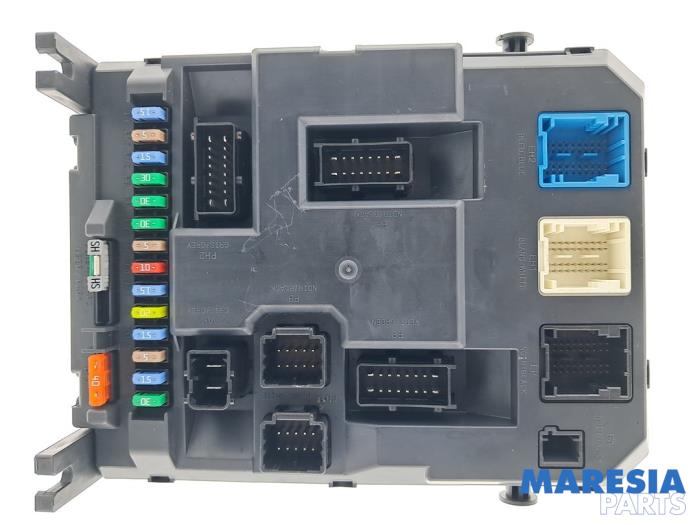 Engine management computer from a Citroën C3 (SC) 1.6 16V VTi 120 2015