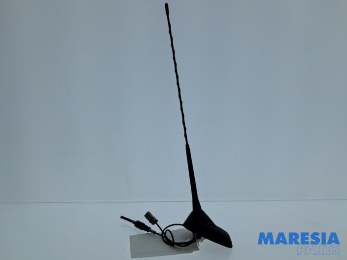 Używane Antena Citroen C3 (SC) 1.6 16V VTi 120 Cena € 19,99 Procedura marży oferowane przez Maresia Parts