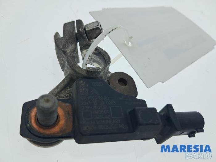 Begagnade Batterisensor Peugeot Partner (GC/GF/GG/GJ/GK) 1.6 BlueHDI 75 Pris € 30,24 Inklusive moms erbjuds av Maresia Parts