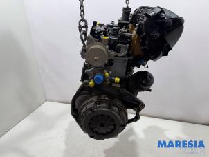 Motor van een Fiat Panda (312) 0.9 TwinAir 65 2013
