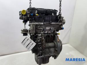 Motor van een Fiat Panda (312) 0.9 TwinAir 65 2013