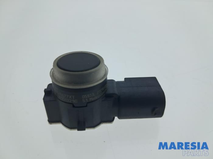 Usados Sensor PDC Peugeot 3008 II (M4/MC/MJ/MR) 1.6 16V HYbrid 225 Precio € 24,99 Norma de margen ofrecido por Maresia Parts