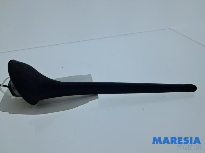 Używane Antena Lancia Delta (844) 1.4 T-Jet 16V 120 Cena € 30,00 Procedura marży oferowane przez Maresia Parts
