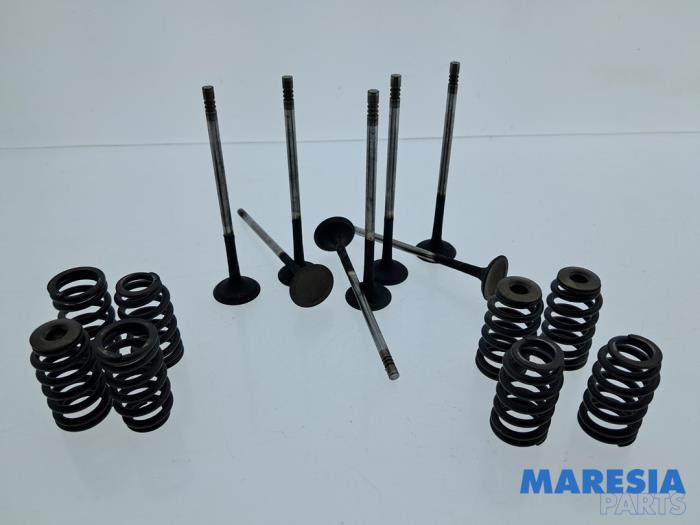 Gebrauchte Auspuffventil Peugeot 3008 I (0U/HU) 1.6 VTI 16V Preis € 30,00 Margenregelung angeboten von Maresia Parts