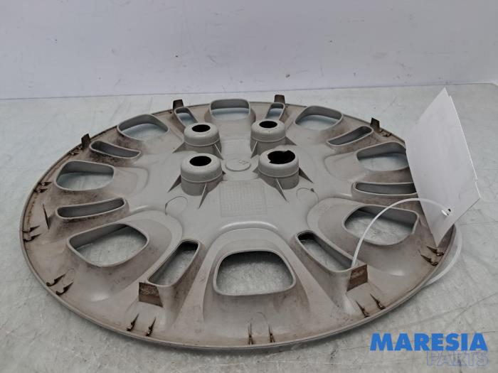 Używane Kolpak Fiat Panda (312) 0.9 TwinAir 65 Cena € 25,00 Procedura marży oferowane przez Maresia Parts