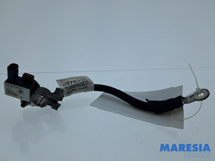 Begagnade Batterisensor Peugeot 2008 (UD/UK/UR/US/UX) 1.2 VTi 12V PureTech 100 Pris € 69,99 Marginaltabell erbjuds av Maresia Parts
