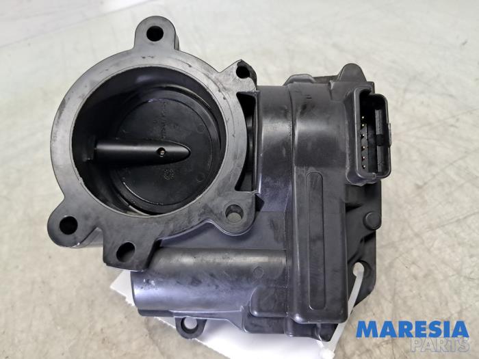 Usagé Boitier papillon Peugeot 308 SW (4E/H) 1.6 16V THP 150 Prix € 149,99 Règlement à la marge proposé par Maresia Parts