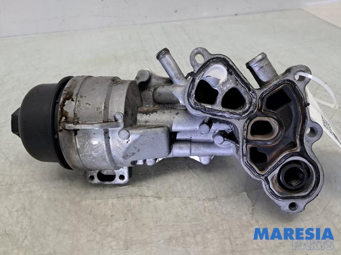 Gebrauchte Ölfilterhalter Peugeot 308 SW (4E/H) 1.6 16V THP 150 Preis € 40,00 Margenregelung angeboten von Maresia Parts