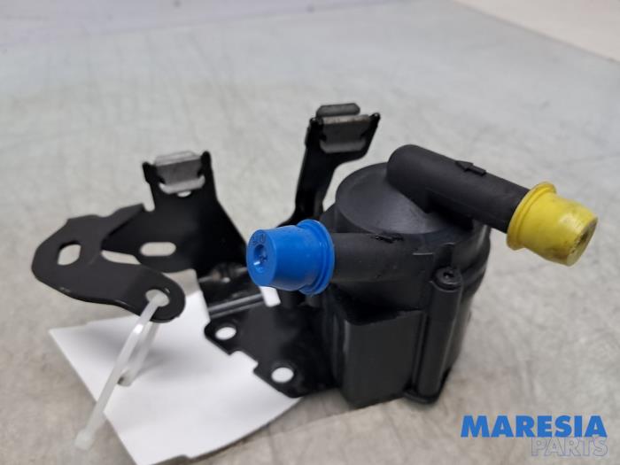 Begagnade Extra vattenpump Peugeot 308 SW (4E/H) 1.6 16V THP 150 Pris € 74,99 Marginaltabell erbjuds av Maresia Parts