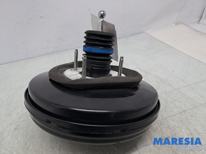 Usados Servofreno Peugeot 2008 (UD/UK/UR/US/UX) 1.2 VTi 12V PureTech 100 Precio € 49,95 Norma de margen ofrecido por Maresia Parts
