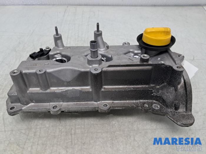 Używane Ventildeckel Renault Clio IV Estate/Grandtour (7R) 0.9 Energy TCE 90 12V Cena € 47,00 Procedura marży oferowane przez Maresia Parts