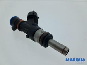 Insprutare (bensin) från en Renault Clio IV Estate/Grandtour (7R) 0.9 Energy TCE 90 12V 2019