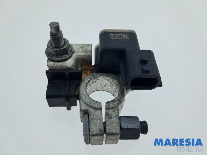 Begagnade Batterisensor Renault Scénic III (JZ) 1.5 dCi 110 Pris € 55,00 Marginaltabell erbjuds av Maresia Parts
