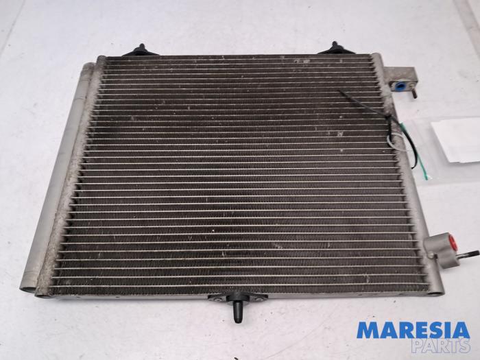 Gebrauchte Klima Kondensor Peugeot 208 I (CA/CC/CK/CL) 1.2 Vti 12V PureTech 82 Preis € 40,00 Margenregelung angeboten von Maresia Parts