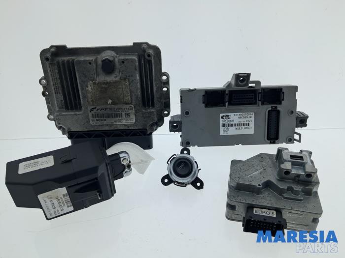 Used Engine management computer Alfa Romeo 159 Sportwagon (939BX) 1.8 TBi 16V Price € 500,00 Margin scheme offered by Maresia Parts
