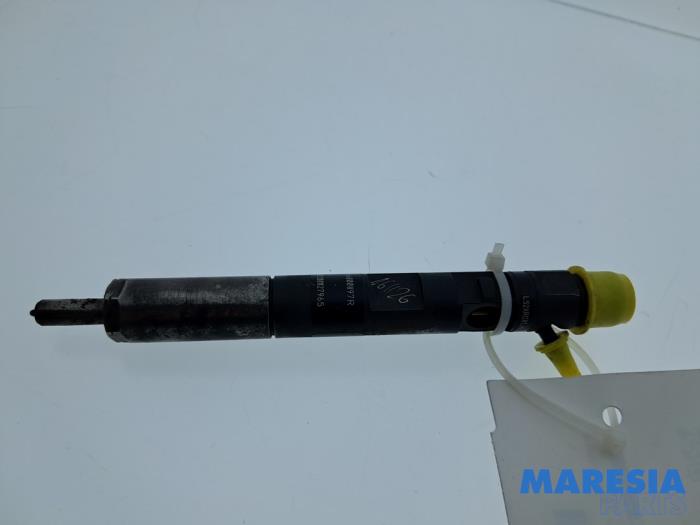 Usagé Injecteurs Renault Kangoo Express (FW) 1.5 dCi 75 Prix € 108,89 Prix TTC proposé par Maresia Parts