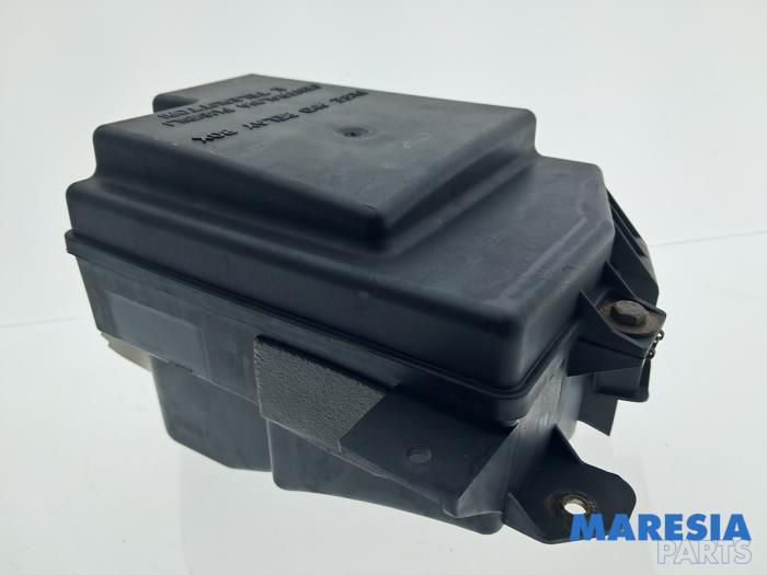 Begagnade Säkringsbox Alfa Romeo 159 Sportwagon (939BX) 1.8 TBi 16V Pris € 25,00 Marginaltabell erbjuds av Maresia Parts