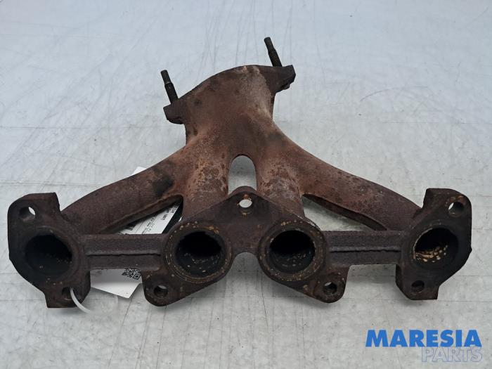 Gebrauchte Abgaskrümmer Renault Twingo (C06) 1.2 Preis € 29,95 Margenregelung angeboten von Maresia Parts